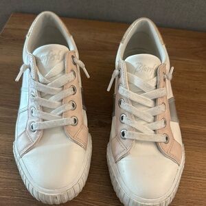 Blowfish White and Pink Casual Sneakers